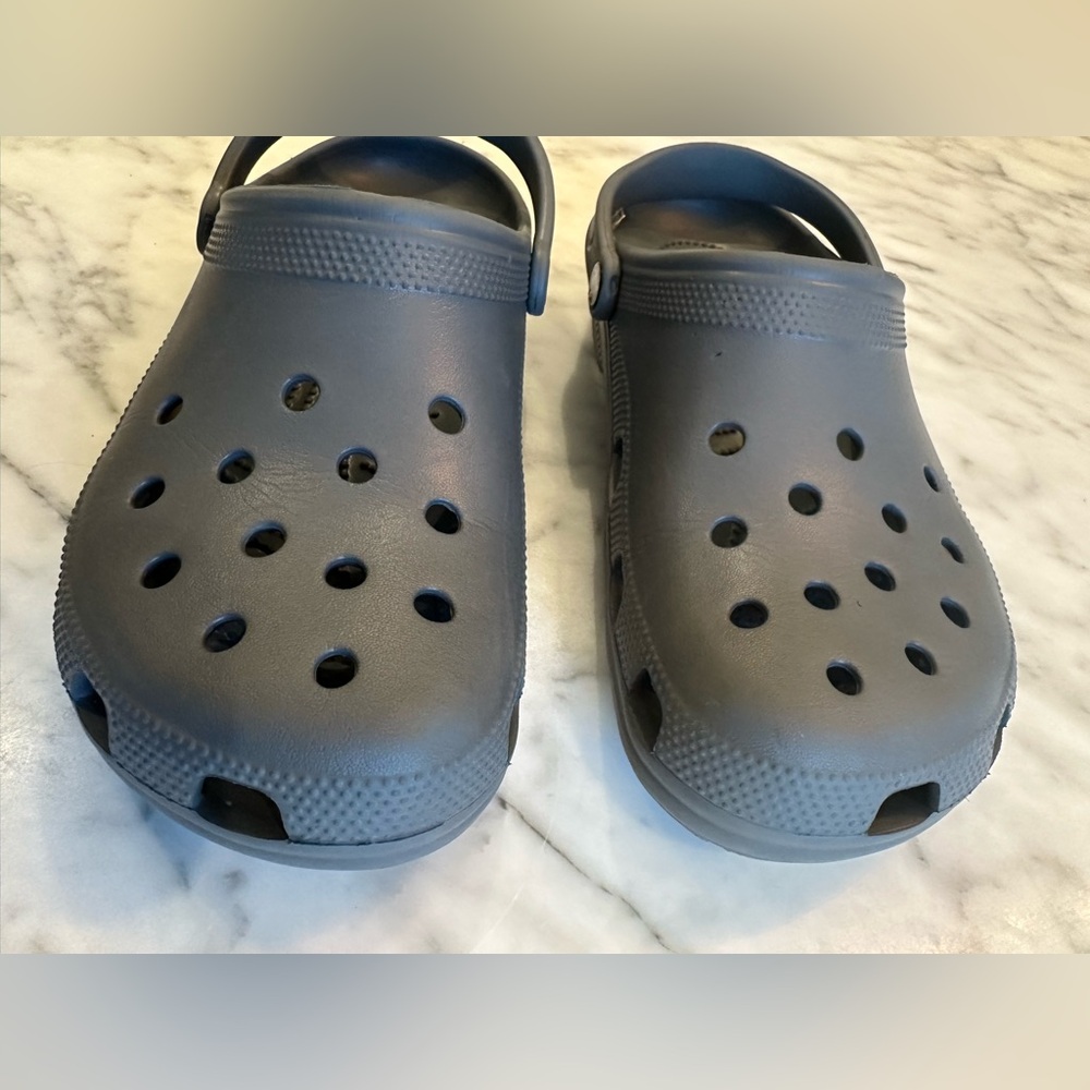 Crocs Classic Clog in Slate Grey - Size Men’s 9 / Women’s 11 - Picture 7 of 11